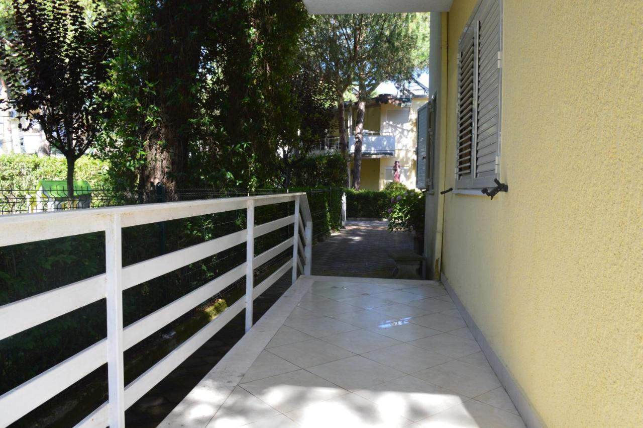 A Cozy Duplex In The Lalzi Bay Villa Durrës Exterior foto