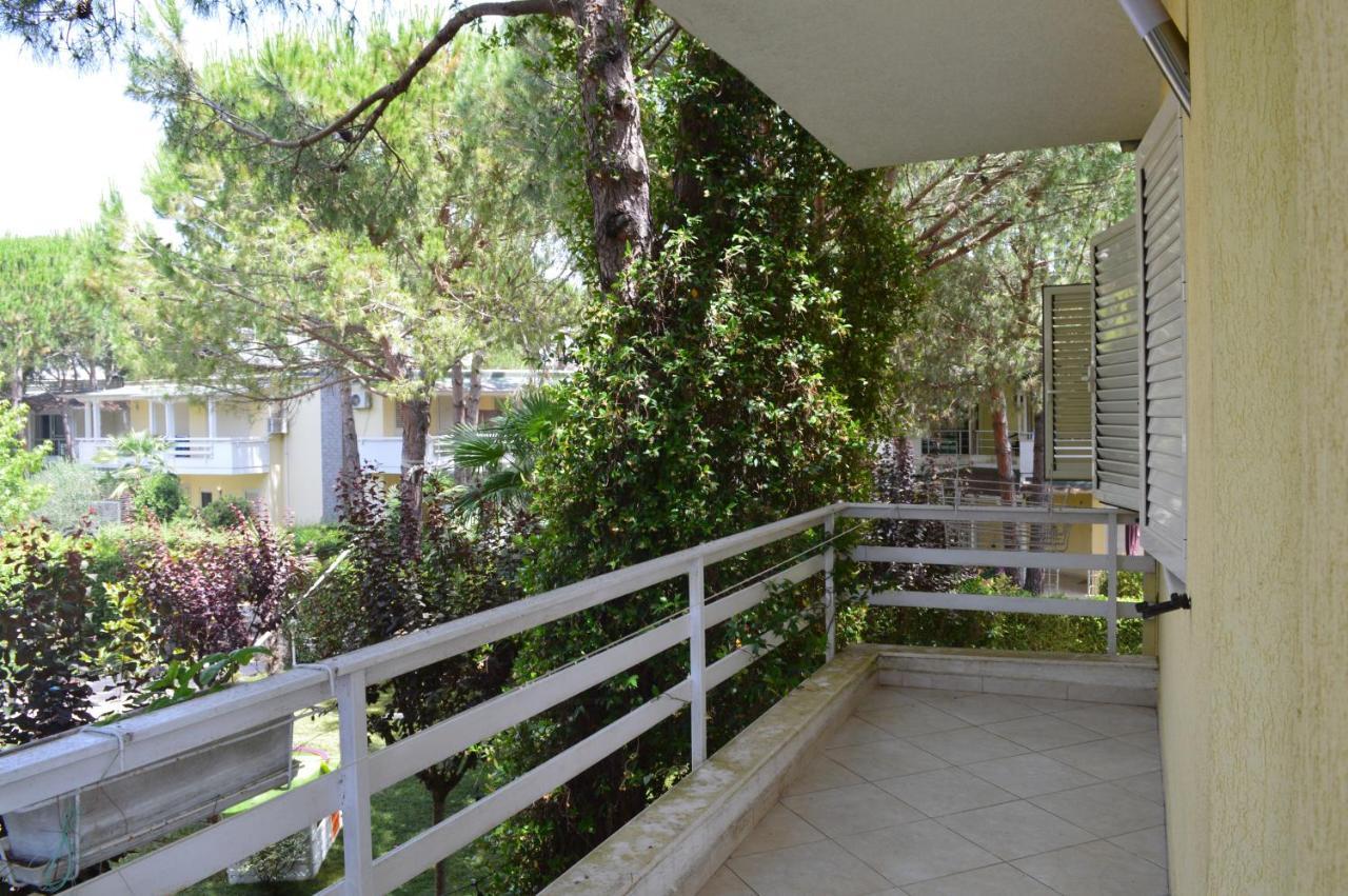 A Cozy Duplex In The Lalzi Bay Villa Durrës Exterior foto